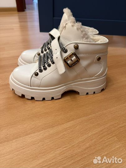 Ботинки зимние Miu Miu, 37. Оригинал