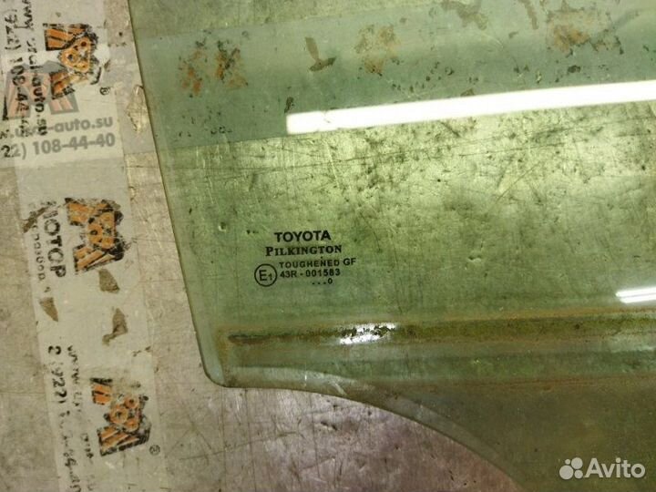 Стекло двери заднее правое Toyota Avensis 3 седан