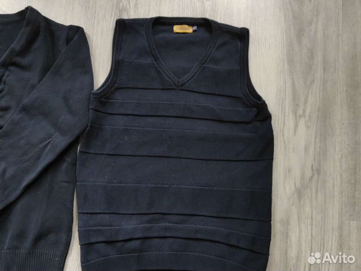 Жилетка для мальчика школьная 146-152Пакетом