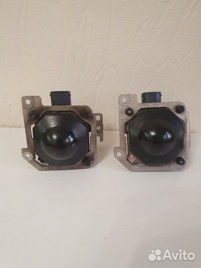 Датчик радарный правый Audi Q7 2015-2021