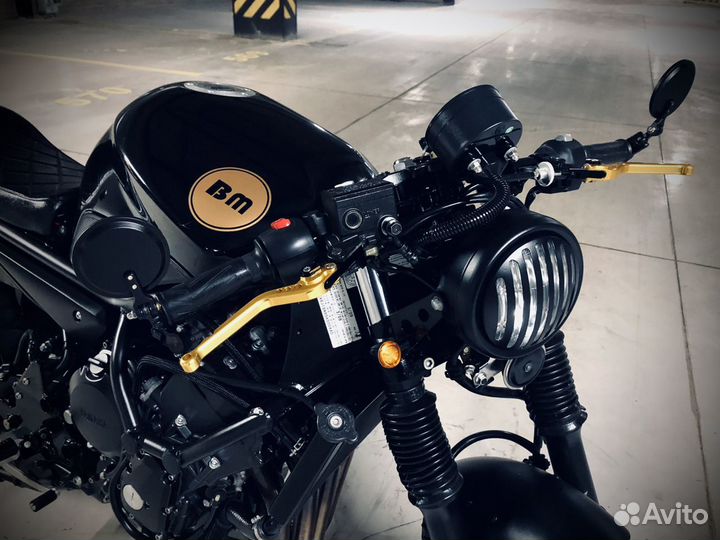 Yamaha Cafe Racer FZ6