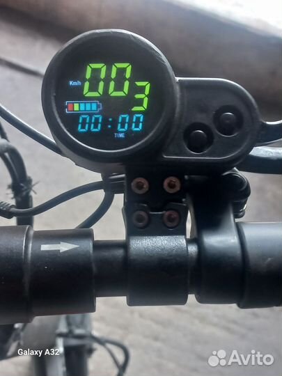 Самокат взрослый электрический бу