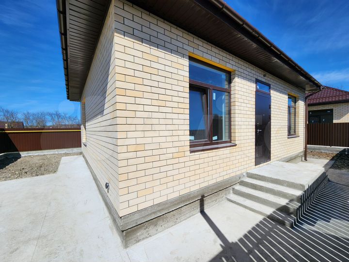 Дом 65 м² на участке 3 сот.