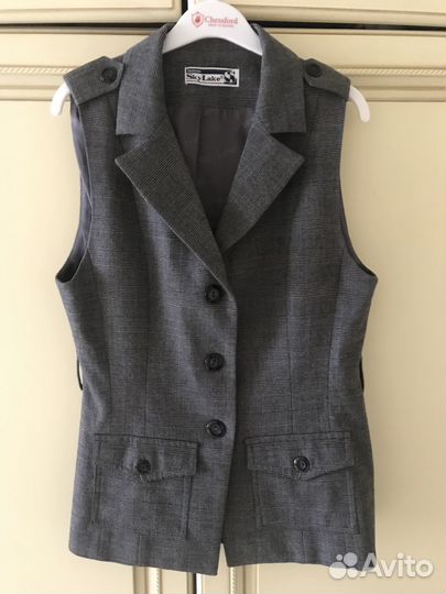 Жилетка школьная на девочку