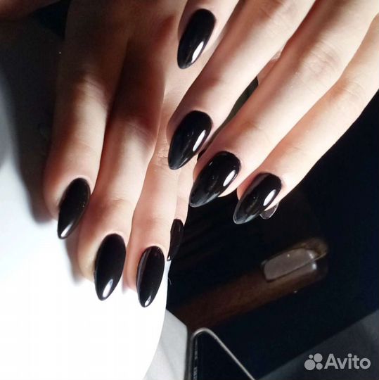 Маникюр и педикюр