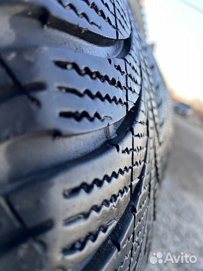 Коплект колес r17 на Vag. Goodyear ultragrip ice +