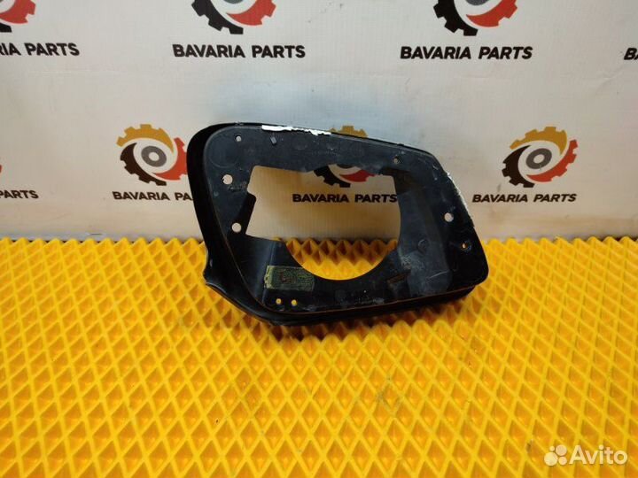 Рамка зеркала левая Bmw 7 F01 4.4 N63 2011