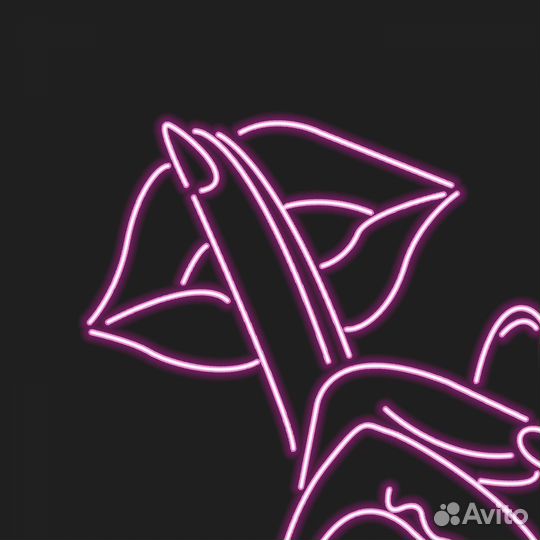 Модель на маникюр