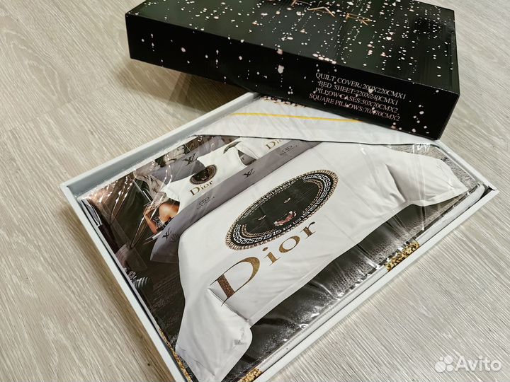 Постельное новое белье евро