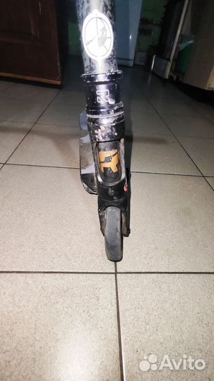 Трюковой самокат кастом парк