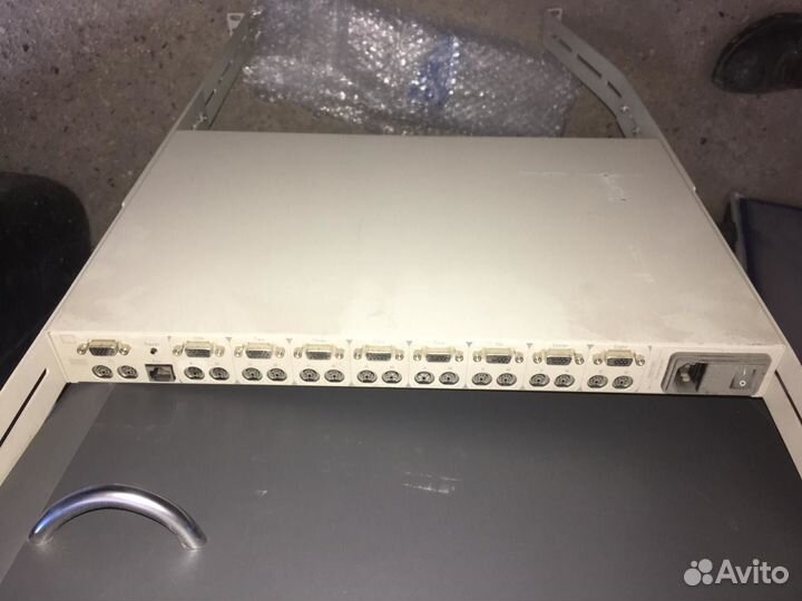Переключатель D-link KVM-450 16 портов и др
