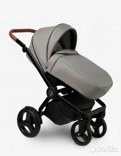 Коляска Универсальная коляска Verdi Futuro (3в1)