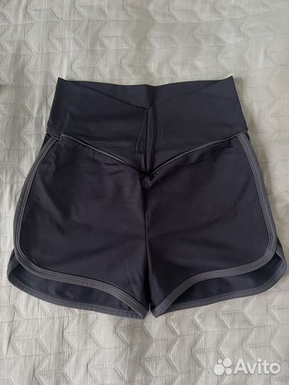 Шорты короткие