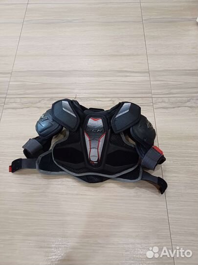 Нагрудник CCM, JetSpeed FT390 Юниорский S