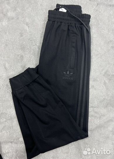 Спортивный костюм мужской adidas