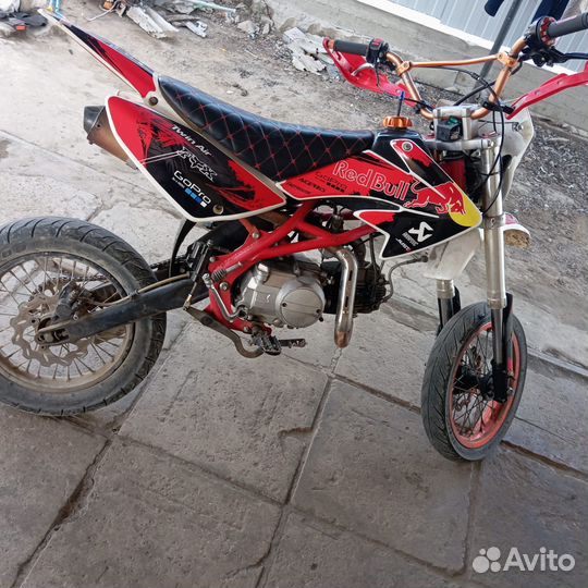 Продам питбайк 125