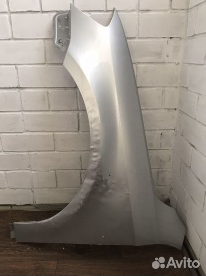 Крыло passat b7