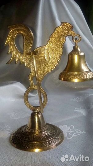 Колокольчик петушок