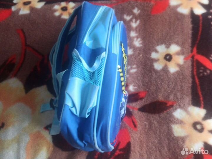 Школьный рюкзак