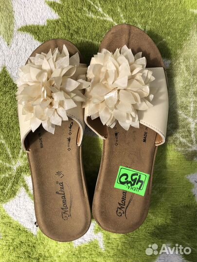 Босоножки женские