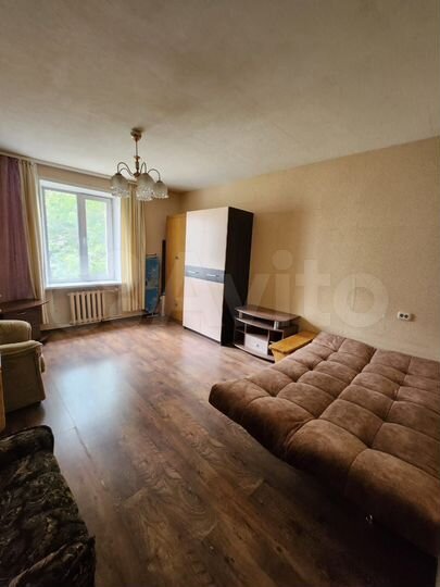 2-к. квартира, 43 м², 2/3 эт.