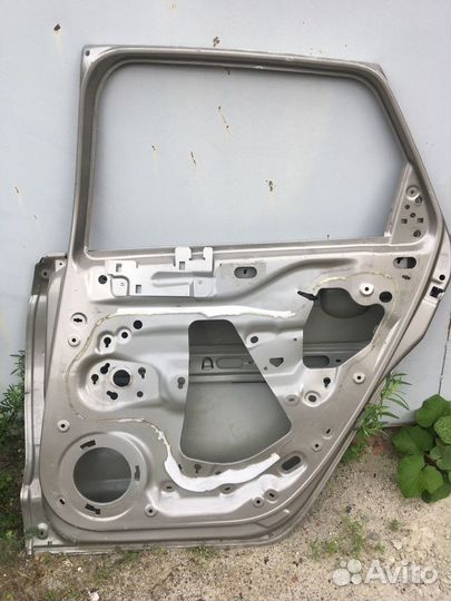 Дверь задняя правая citroen c4