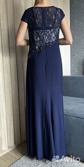 Вечернее платье