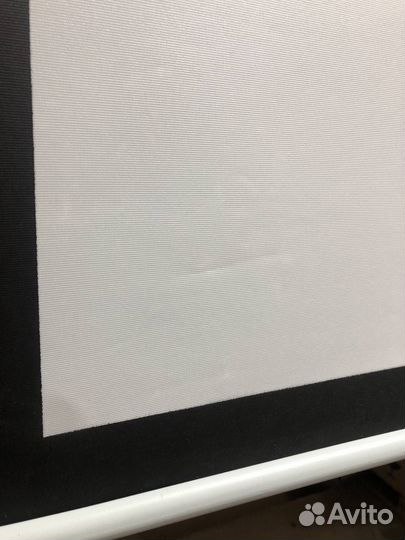 Экран Viewscreen Scroll (16:9) 211*122 (203*114) M