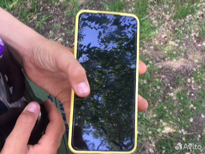 Продаю телефон Realmi c 30