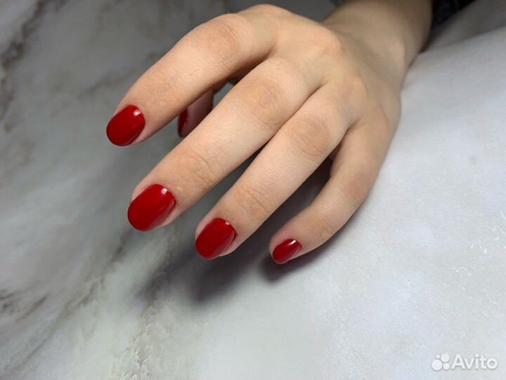 Маникюр и педикюр