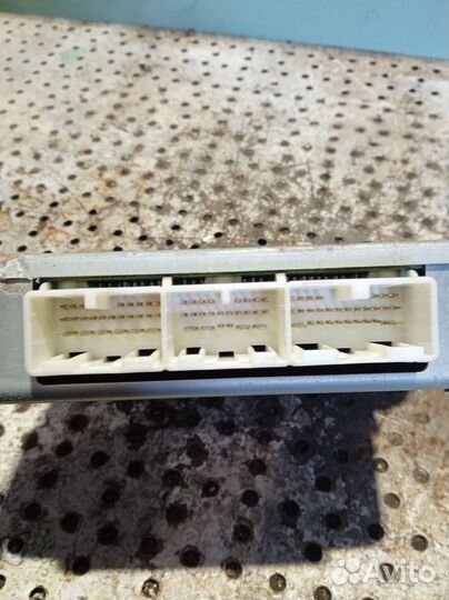 Блок управления эбу Toyota Land Cruiser Prado 120