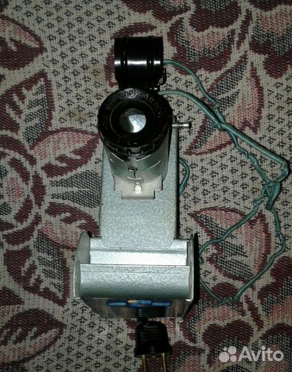 Диапроектор(фильмоскоп) Танк и диафильмы