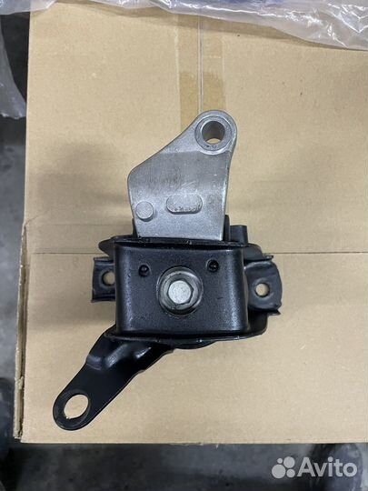 Правая гидроопора авенсис