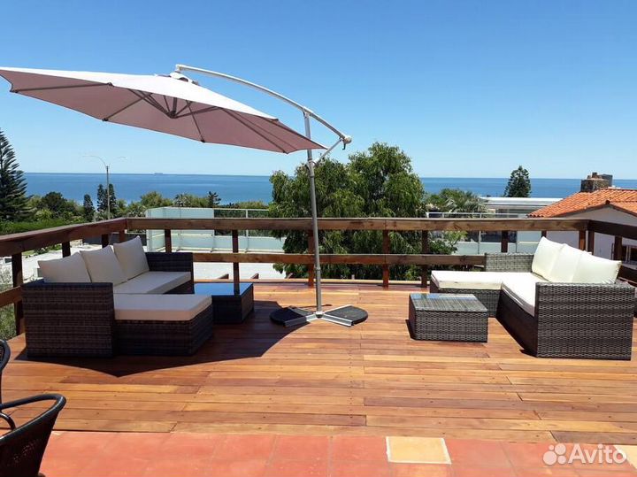 Круглый зонт. Зонт от солнца. Уличный зонт