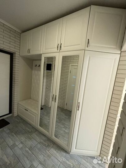 Шкаф в прихожую