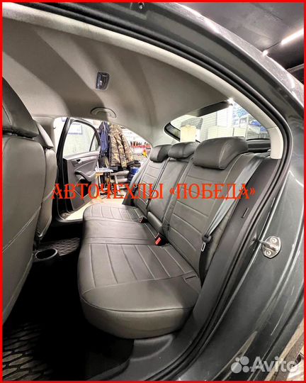 Чехлы Volkswagen Polo 2 из экокожи чёрные Классика