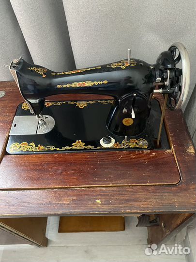 Швейная машина Подольск кл 2М