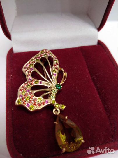 Золотая брошь 585 пробы с камнями