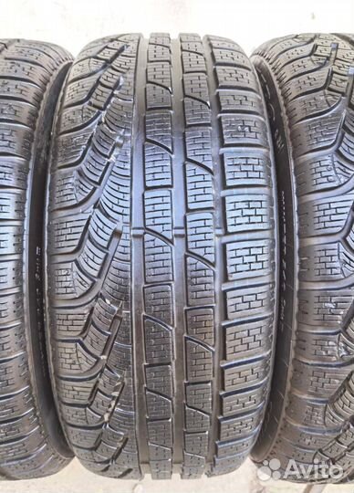 Pirelli Winter Sottozero 240 Serie II 225/45 R18 88H