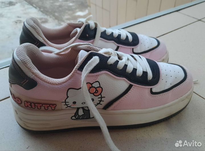 Кроссовки bershka Hello kitty