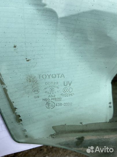 Стекло правое переднее Toyota LC Prabo 120