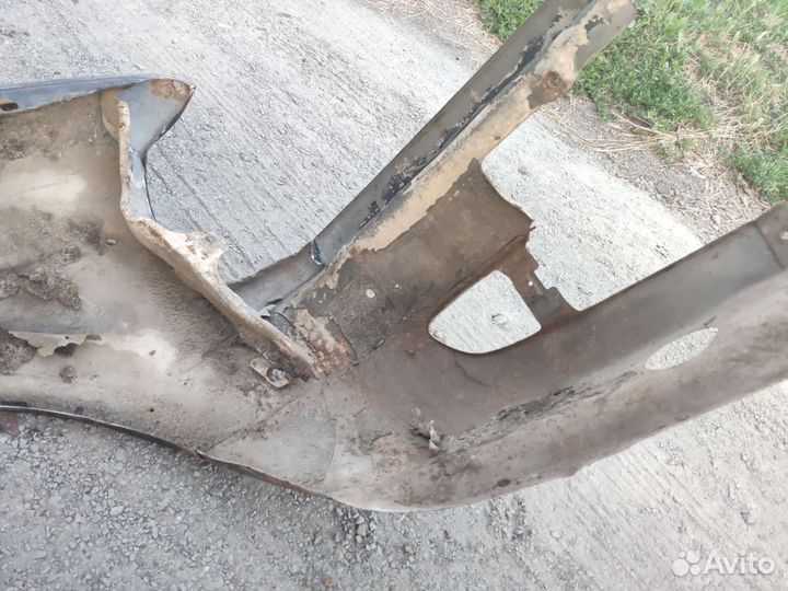 Бампер w123 седан