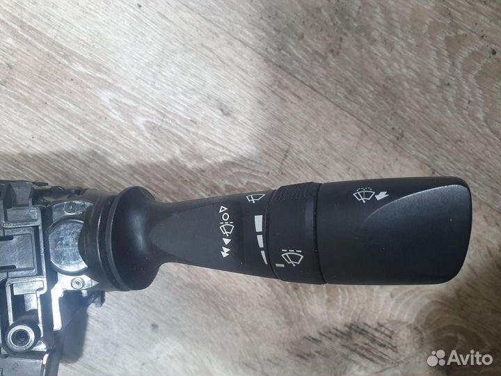 Блок подрулевых переключателей G8 toyota Hilux