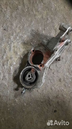 Подушка крепления двигателя Citroen Xsara