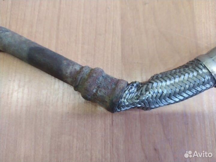 Трубка слива масла с турбины Volkswagen Passat B5