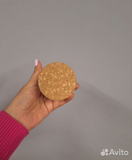 Банка с пробковой крышкой