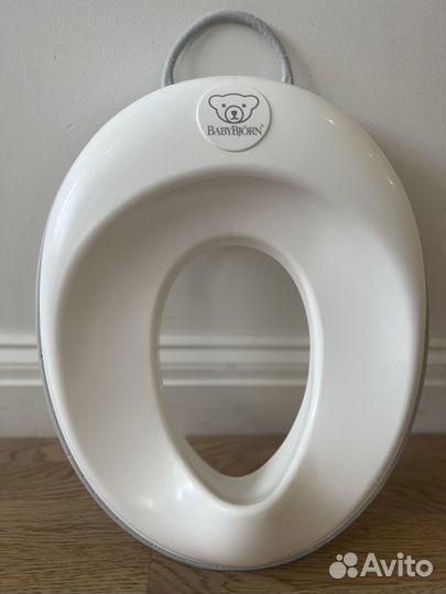 Детское сиденье для унитаза BabyBjorn и горшок