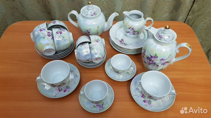 Посуда сервиза 