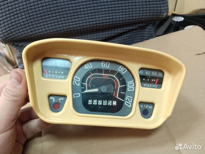 Корпус щитка приборов заз 965 кп211