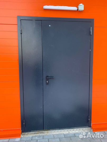 Двери противопожарные/технические
